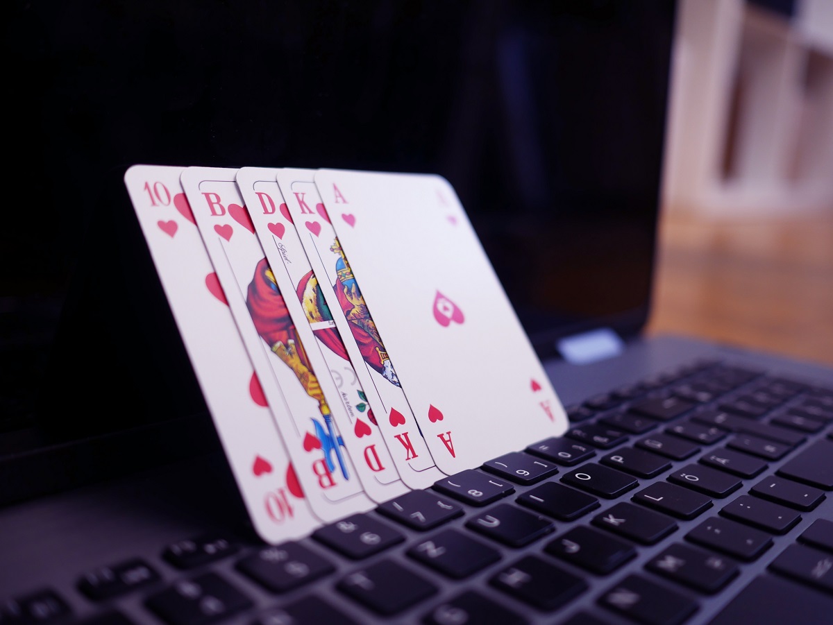 How to Evaluate Whether an Online Game Economy Is Fair